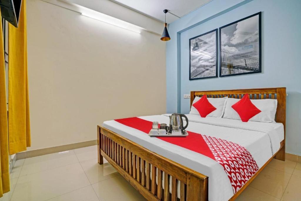 Ruby Hotel Apartments Kochi Exterior photo